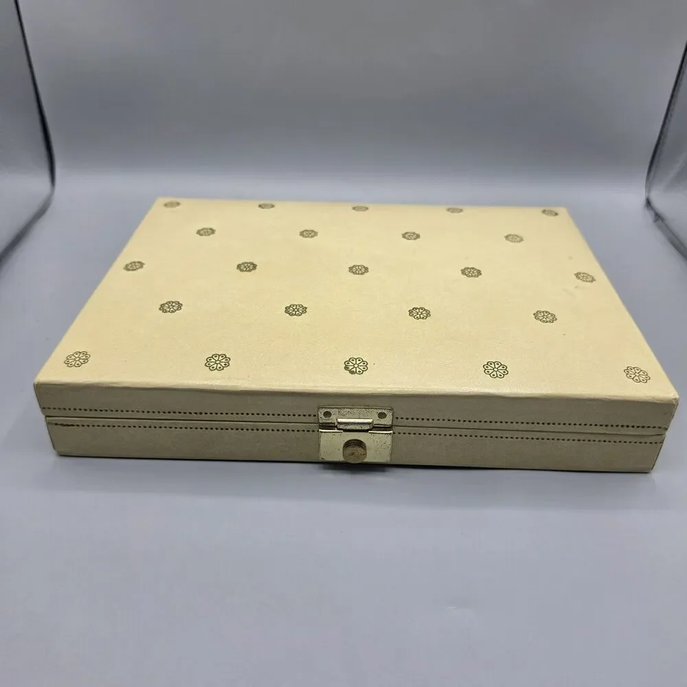 Vintage Cream Jewelry Box Mele Baby Blue Lined Velvet Satin 60's Latch Closure